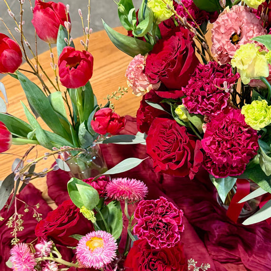 Valentine's Day Preorder - Vase Arrangement